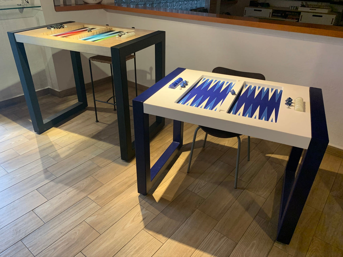 Mesa de Backgammon fabricada en nogal alturas- Divertoys