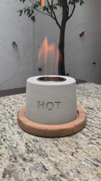 chimenea de mesa prendida