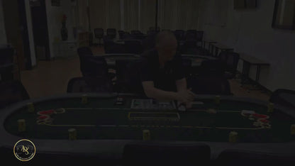 Video de un dealer repartiendo con el Euro Slide Pro y la técnica Euro Pitch - Divertoys